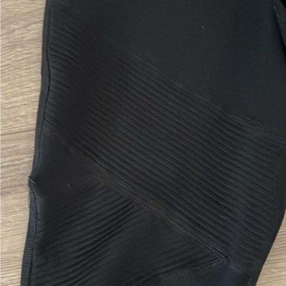 Athleta Motto Tights - small - Picture 1 of 4